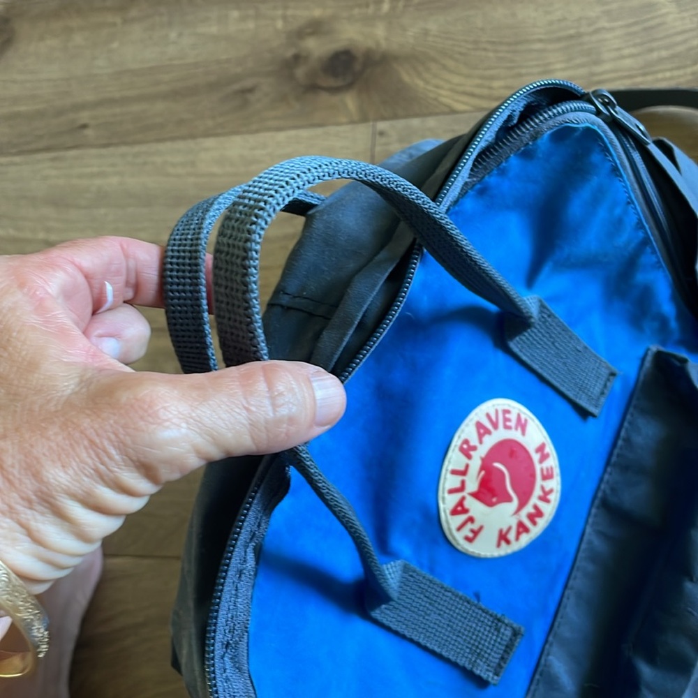 Backpack - Picture 5 of 5